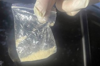 Архангельские полицейские задержали наркоторговцев