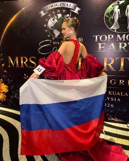 Школьница из России завоевала титул Top Model Earth 2026 в Малайзии